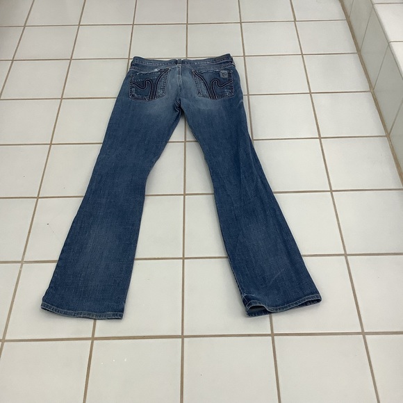 Low Rise Jeans - Picture 6 of 6